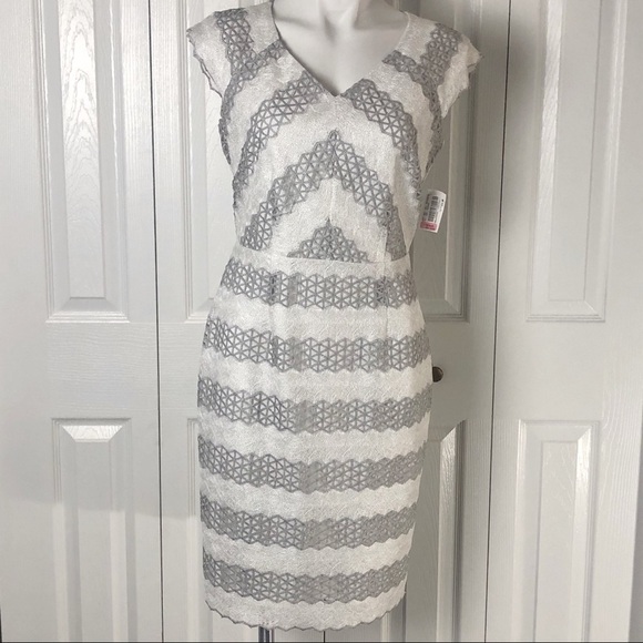 Antonio Melani White And Gray Lace Cap Sleeve V Neck Cocktail Dress size 6 - Picture 1 of 14